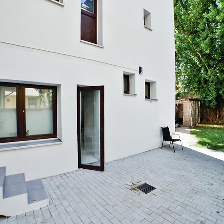 Nord-Apartment 6 I 1 Zimmer Mit Wlan & Walk-In Regendusche Bremerhaven Bagian luar foto